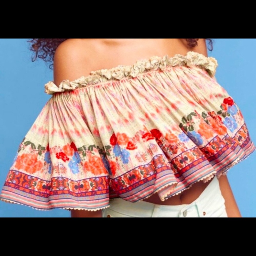 Embroidered strapless top